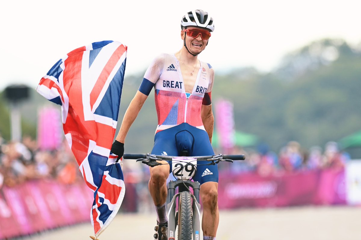 UCI_MTB's tweet image. OLYMPIC CHAMPION! 🇬🇧 

@Tompid secures the Men’s MTB XCO @Olympics Title! 🥇 

#Olympics | #MountainBike | #Tokyo2020