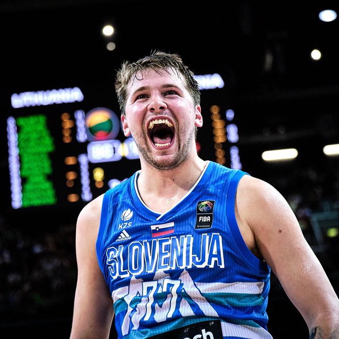 SergioACNBA's tweet photo. Estás enfermo, Luka. Lo de hoy es un escándalo. Una absoluta barbaridad. En su debut en los Juegos Olímpicos. Y NO ME SORPRENDE NADA.

48+11+5+3 y todo lo que queráis.

El “VENGA HOMBRE” de Berni al final nos ha representado a todos. https://t.co/PmHuPC1L0A