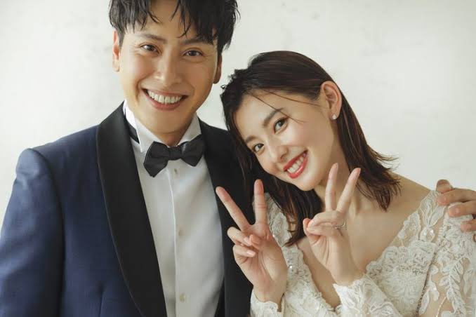 andooooodna's tweet photo. 山下健二郎と朝比奈彩の結婚素敵すぎる………🤍💗 https://t.co/AXZOJUORqA