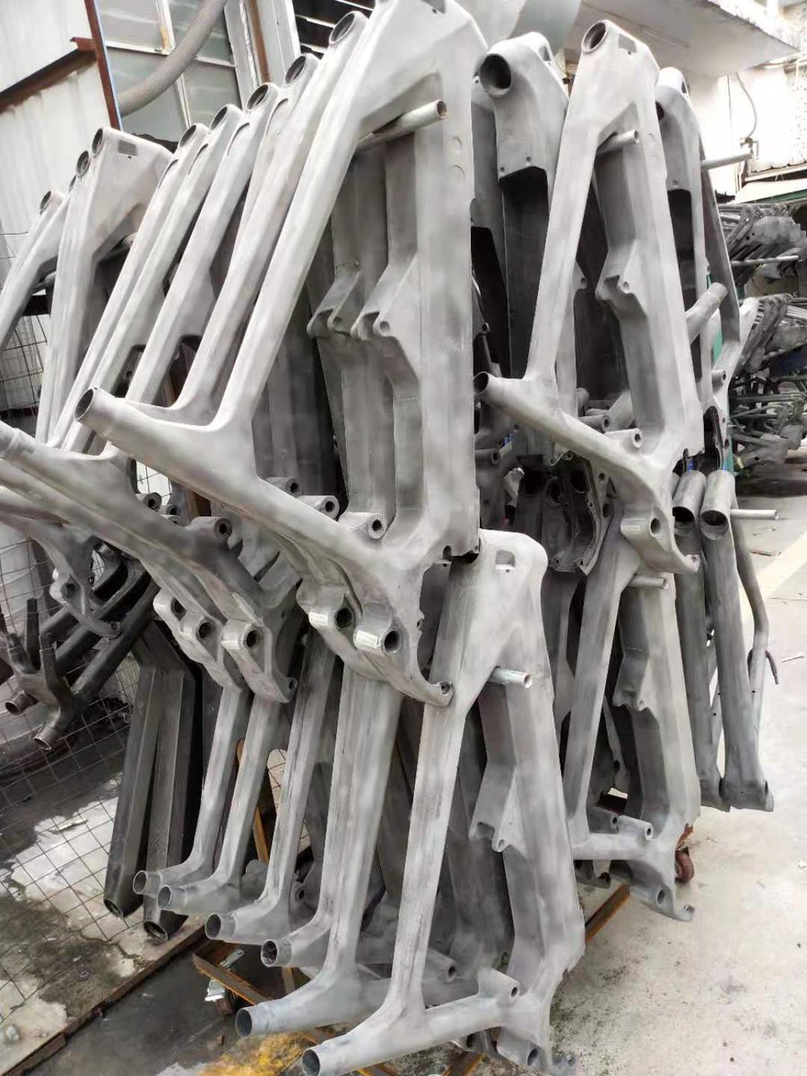TOPFIRE_Sport's tweet photo. 🔥TopFire Ebike Frame Factory
💪Here, you will get the most professional OEM electric bicycle service, including a series of processes such as development, design, drawing, and manufacturing.
📸Anni
#topfire #carbonebike #ebikeframe https://t.co/R9VOY7qwW1