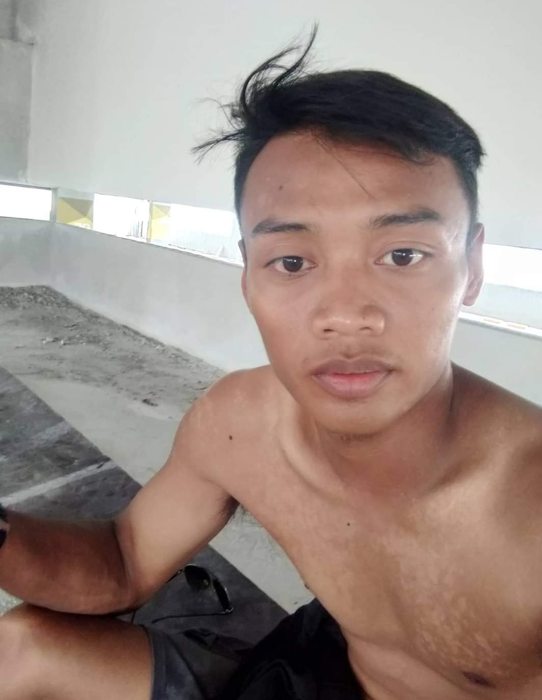 Ric251295 on X: Prank Kuli Bangunan sange siang2.. yang minat full naked  boleh RT #kulibangunan #kuliseksi #kulisange #prankstraight  #PrankCowStraight #prankcowokstraight #prankkulibangunan #prankcowoklokal  t.coIgcCuts7NK  X