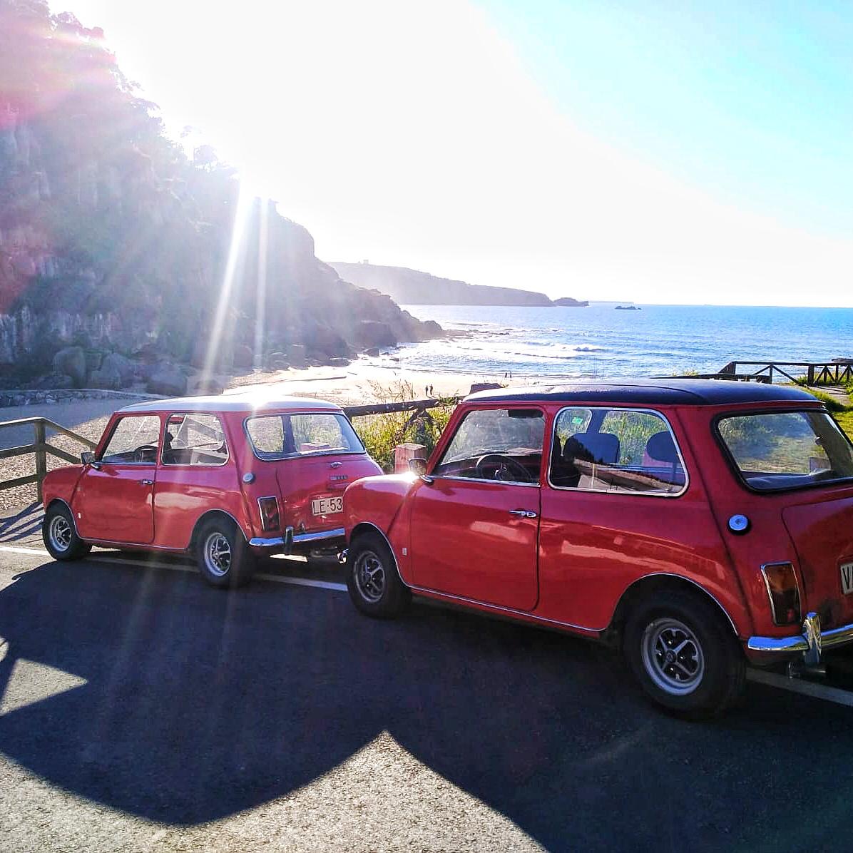 MINIEspana's tweet image. Este verano, no hay mayor #OrgulloDeMINI que lucir tu #MiniClásico por las playas más bonitas del norte. ¡@minicooper1300authi, muchas gracias por compartirlo con nosotros!