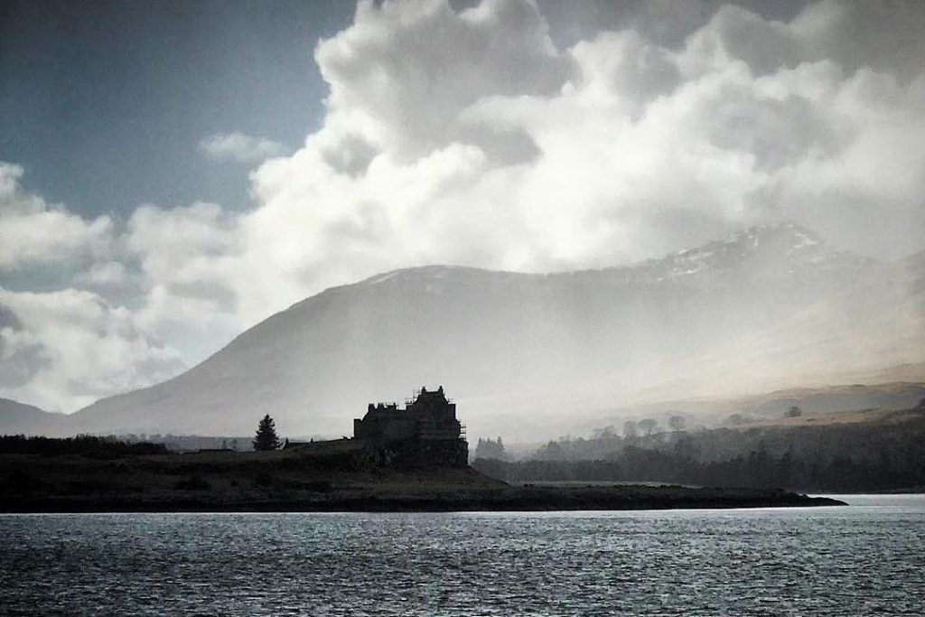 Duart Castle, Mull tweet media