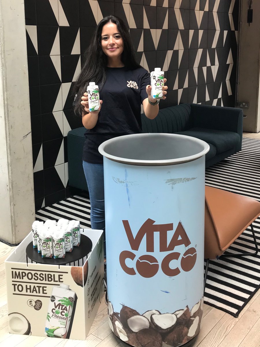 To shake off those Monday blues, the wonderful team from <a href="/VitaCocoUK/">Vita Coco</a> are handing out free samples of coconut milk in our lobby. Come and say hi 😃 #mondaymotivation #getfuelledup #wfw