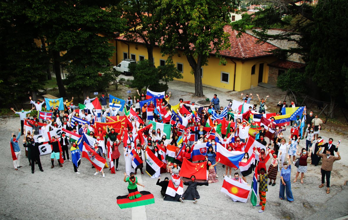 Il biennio 2021-23 vedrà 31 giovani studentesse e studenti italiane/i frequentare gli United World Colleges (UWC). Da quest'anno anche l'Abruzzo è tra le amministrazioni regionali che scelgono di sostenere il percorso UWC dei propri giovani.  uwcad.it/2021/regione-a…