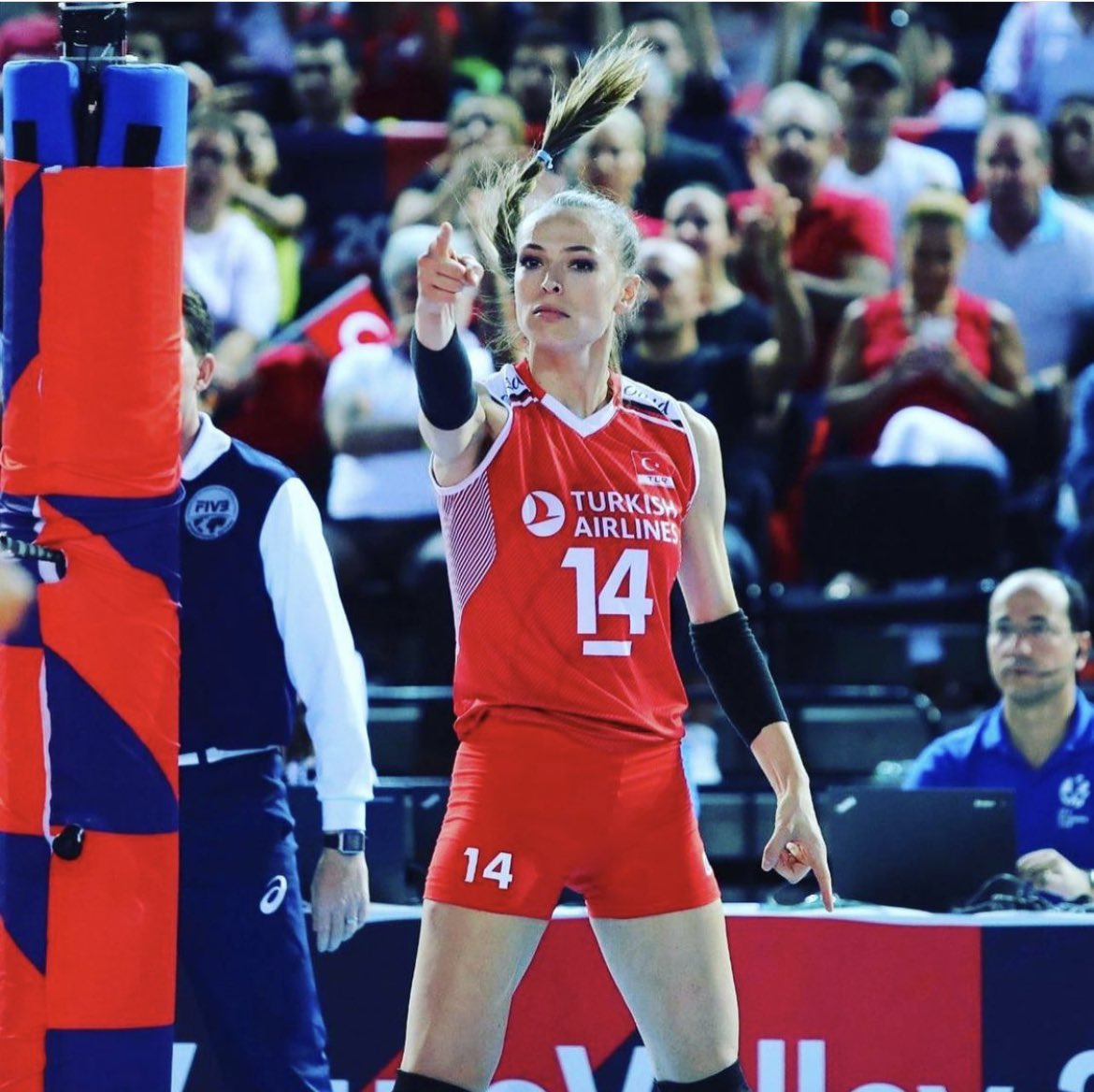 ATATÜRK CUMHURİYETİ’nin AKLI HÜR VİCDANI HÜR SESİ GÜR KADINI! SEN TÜRK’SÜN! EN ÖNDE YÜRÜR, EN ÖNDE KONUŞURSUN! HER CEPHEDE ÇARPIŞIR ASLA BOYUN EĞMEZSİN! BİZ SENİ EZELDEN BERİ BÖYLE GÖRDÜK, BÖYLE BİLDİK! SEN HERŞEYİN EN İYİSİNE LAYIKSIN! #FileninSultanları #Tokyo2020