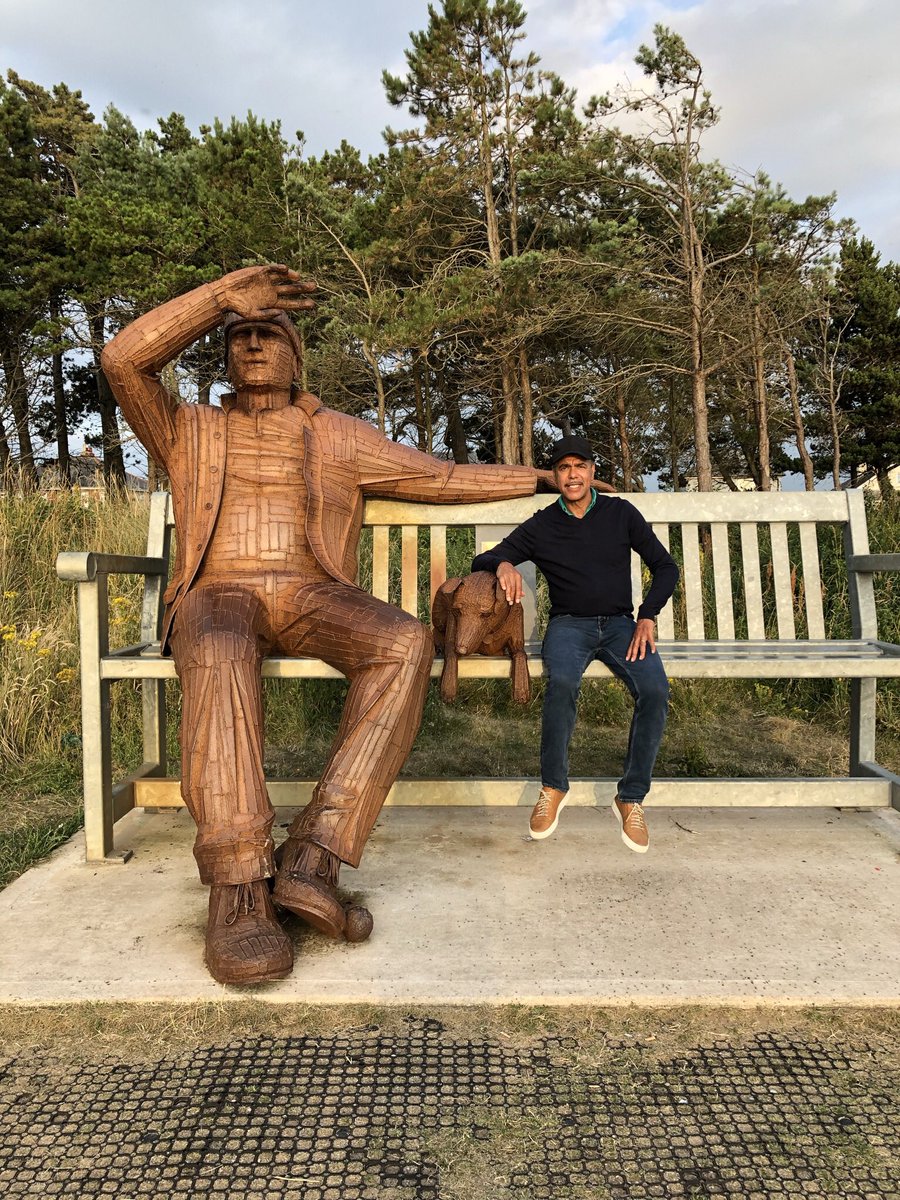 chris_kammy's tweet photo. Got treated Royally by the people of Silloth over the last few days😊 Drove the Thomas the Tank engine train 🚂 for the Mums &amp; Dads 🤷🏽‍♂️ Oh &amp; the kids of course 😂 7 hours on West View Beach with the grandkids 😊 only Sea,Sand &amp; buckets &amp; spades for company 😊 https://t.co/TI3aRaz9N3