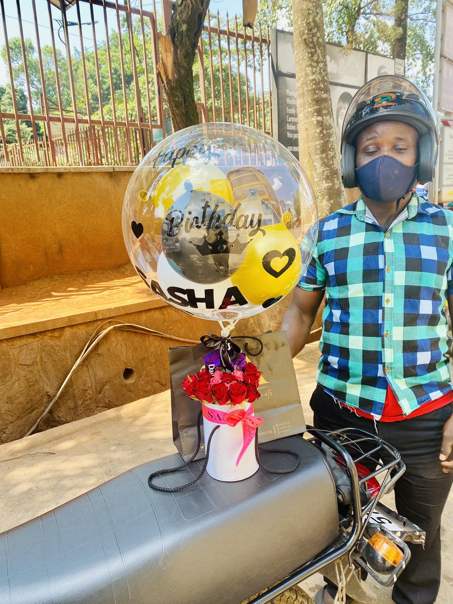 SABeautifulSen1's tweet photo. We care about your safety๐๐๐
We shall continue to reach you with our amazing packages and always ensure that we are masked up and sanitizing! Stay home, stay safe, order your loved ones some S&A!
#KEEP SAFE EVERYONE #mondaythoughts #MondayMotivation #MaskUp #giftservice #love https://t.co/JrwJlshDen