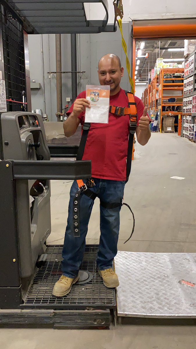 Severo_Luera's tweet photo. Just wanted to introduce everyone to Rick D38 He is fairly new to our team but has quickly become a fan favorite. He always has a “Can Do” attitude, especially during these overwhelming #Weekends #HomeDepot Thanks, Rick. @DeerAttlee @raulrivera74 @White2Dawn https://t.co/y3ZxmTS9Pm