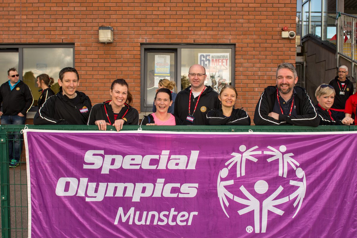 Have you volunteered at a Special Olympics event in Munster? 

We have a fantastic network of Munster volunteers!
From athletics at CIT to Floorball at the University Arena in Limerick!

We are so grateful for all that you do for our athletes, so this is a shout out to YOU!