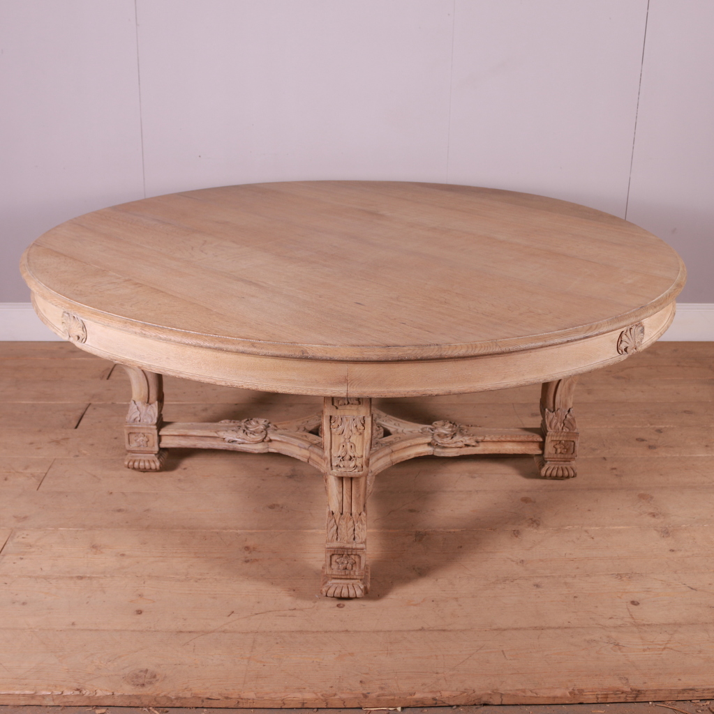 ArcadiaAntiques's tweet photo. Exceptional large 19th Century French bleached and carved oak dining / centre table.
Price: £4,500
https://t.co/tBPPdG4cZs
#largecentretable #frenchdiningtables #carvedoakdiningtables https://t.co/kazwZZfEMG