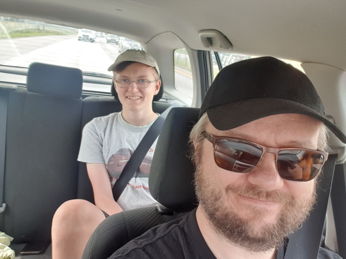God stemning i bilen når vi som vanlig hører på podcast, og  oppdager at dagens episode av @romkapsel er dedikert til <a href="/eivindmork/">Eivind Mork</a> sine spørsmål om romferga Buran