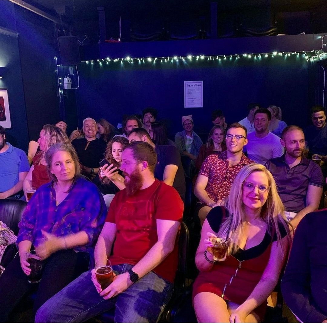 Camden Head (@camdenhead) on Twitter photo AMAZING to see our upstairs pals <a href="/CamdenComedy/">Camden Comedy Club</a> back at full capacity last week 🥰 ❤
Shows this week with <a href="/ChloePetts/">Chloe Petts</a>, <a href="/redrichardson1/">Red Richardson</a>, @mokultra & loads more, tickets on sale via the comedy clubs website 👌 AMAZING to see our upstairs pals <a href="/CamdenComedy/">Camden Comedy Club</a> back at full capacity last week 🥰 ❤
Shows this week with <a href="/ChloePetts/">Chloe Petts</a>, <a href="/redrichardson1/">Red Richardson</a>, @mokultra & loads more, tickets on sale via the comedy clubs website 👌