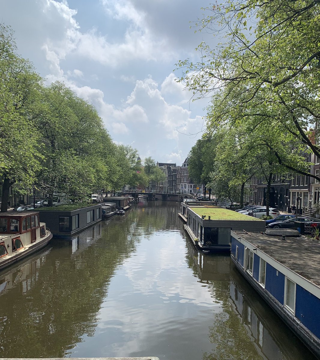 Tien1875's tweet photo. Vroege lunch π¦
#amsterdam
#westermarkt https://t.co/lRCqDPxyTb