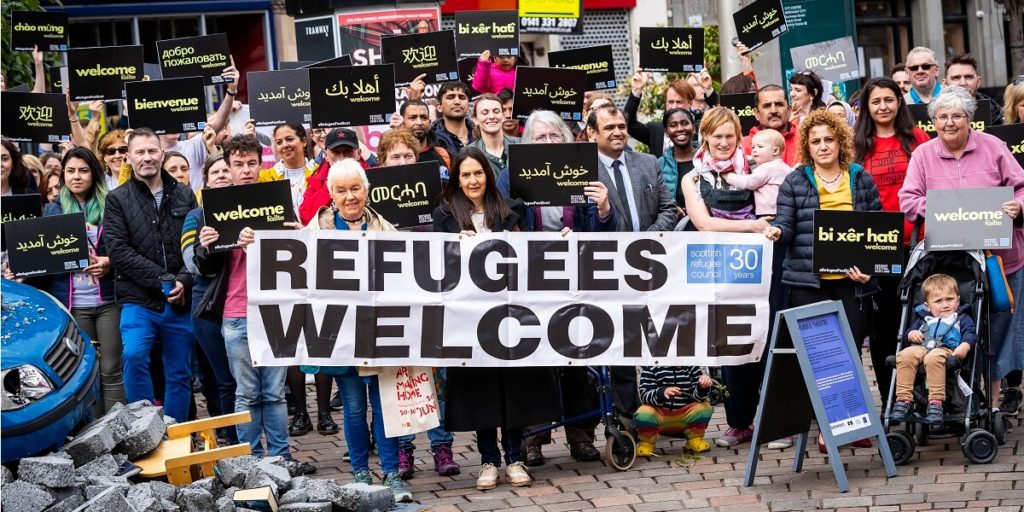 VolOrganisers's tweet image. 💥 INVOLVING REFUGEE VOLUNTEERS 💥

For our next event, we'll be hearing from @scotrefcouncil about how to dismantle common barriers to volunteering for refugees &amp;amp; people seeking asylum. 

Book now to attend on 24 August: bit.ly/InvolveRefugee…