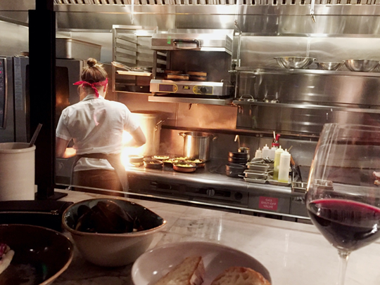 NCCO_Intl's tweet image. Proper food safety labels are the best way to preserve fresh ingredients and reduce food waste. Learn about food safety labels on our blog: ecs.page.link/cLiZb #FoodSafetyLabels #RestaurantKitchen #NCCOInternational