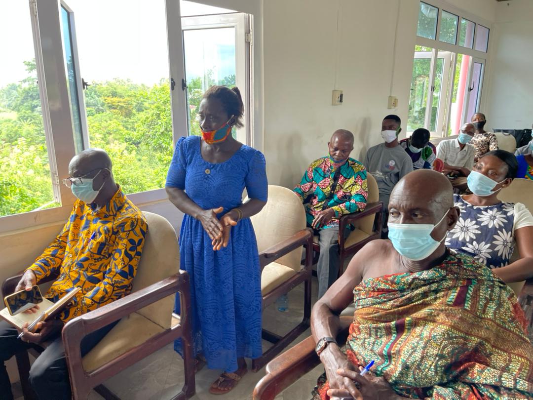 CedepGhana's tweet photo. Capacity strengthening of citizens in Bosomtwe and Sekyere East districts have been completed on the quality standards for ensuring quality service delivery on CHPS compounds and basic schools. Citizens will azsess these facilities in their communities using scorecards. @GSAM https://t.co/kFvFyOjN6M