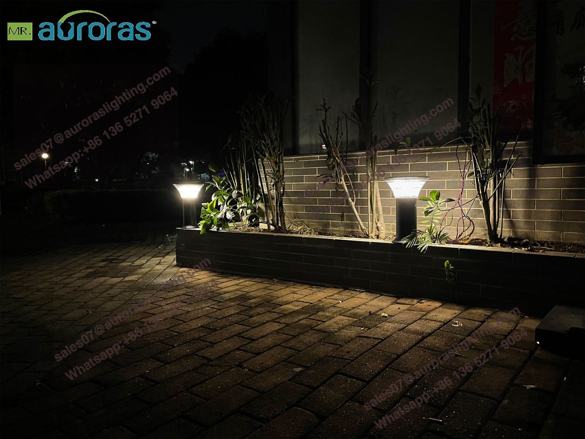 Here to share some photos of solar bollard light at night!!!
Bring you a wonderful night by 3000k/4000k/6000 settable.
#SOLARBOLLARDLIGHT #solargardenlight #solarsecuritylight #solarpathwaylight #solarlightfactory