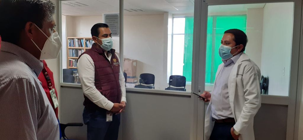 IsssteEdomex_'s tweet photo. #IniciamosLaSemana.
𝗘𝗻 𝗿𝗲𝗰𝗼𝗿𝗿𝗶𝗱𝗼 𝗽𝗼𝗿 𝗲𝗹 𝗛𝗼𝘀𝗽𝗶𝘁𝗮𝗹 𝗚𝗲𝗻𝗲𝗿𝗮𝗹 𝗧𝗼𝗹𝘂𝗰𝗮, se revisaron las necesidades para adecuar las áreas de descanso de los Médicos Residentes y los Médicos Internos de Pregrado.
#ISSSTEContigo
#ISSSTEEdomex https://t.co/1Fphk1gq9N
