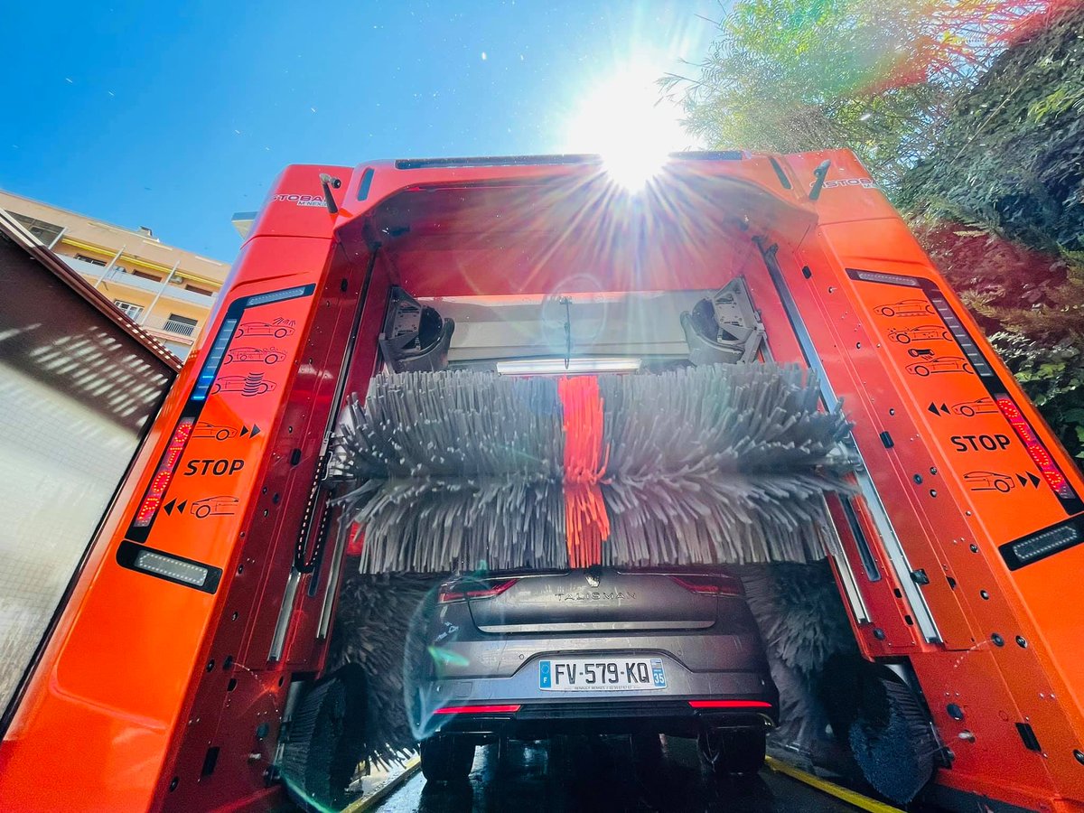 istobal_corp's tweet photo. Congratulations for this new installation for Station Vito Martinetti Madunuccia in Ajaccio (Corsica)! Wonderful pictures #Solaco SAS! 🤩 #Lavance #carwash #carwashing https://t.co/m9JWx0i1hf