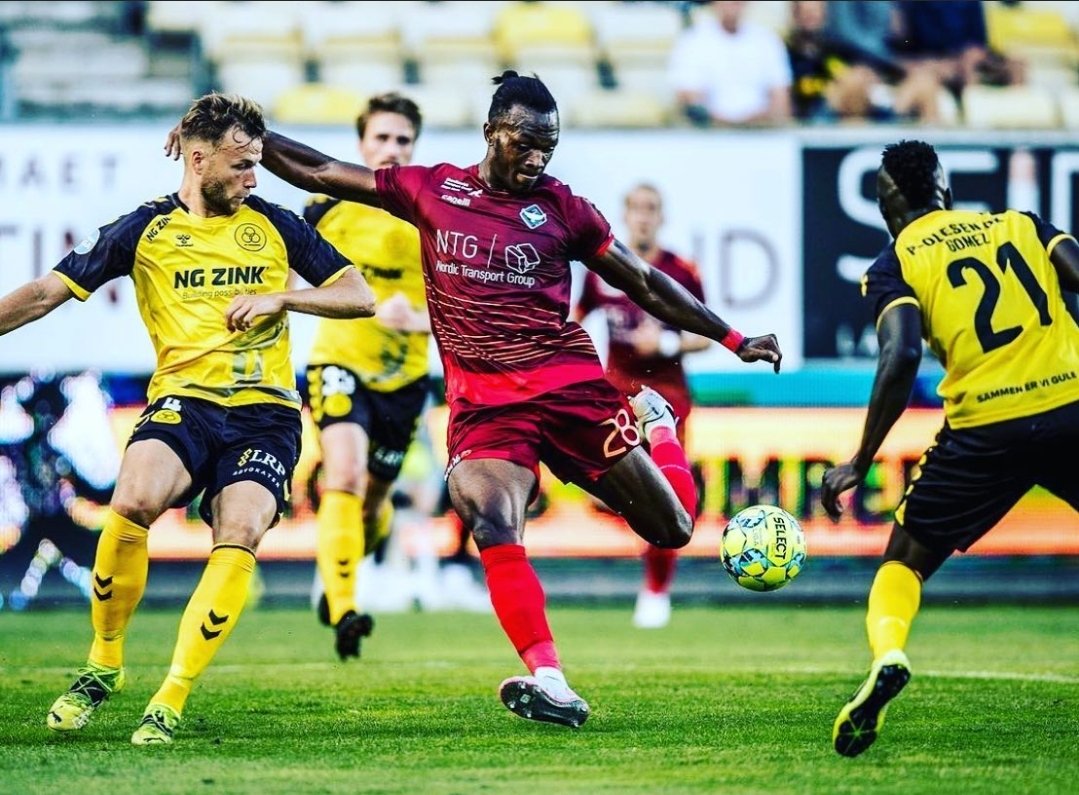 InterAlliesFC's tweet photo. 🇳🇬 | Effiong Nsungusi Jnr for @hbkogedk 🇩🇰 💪 

🔴⚪🔵 #iafc #ElevenIsToOne https://t.co/czcZcvZSyV