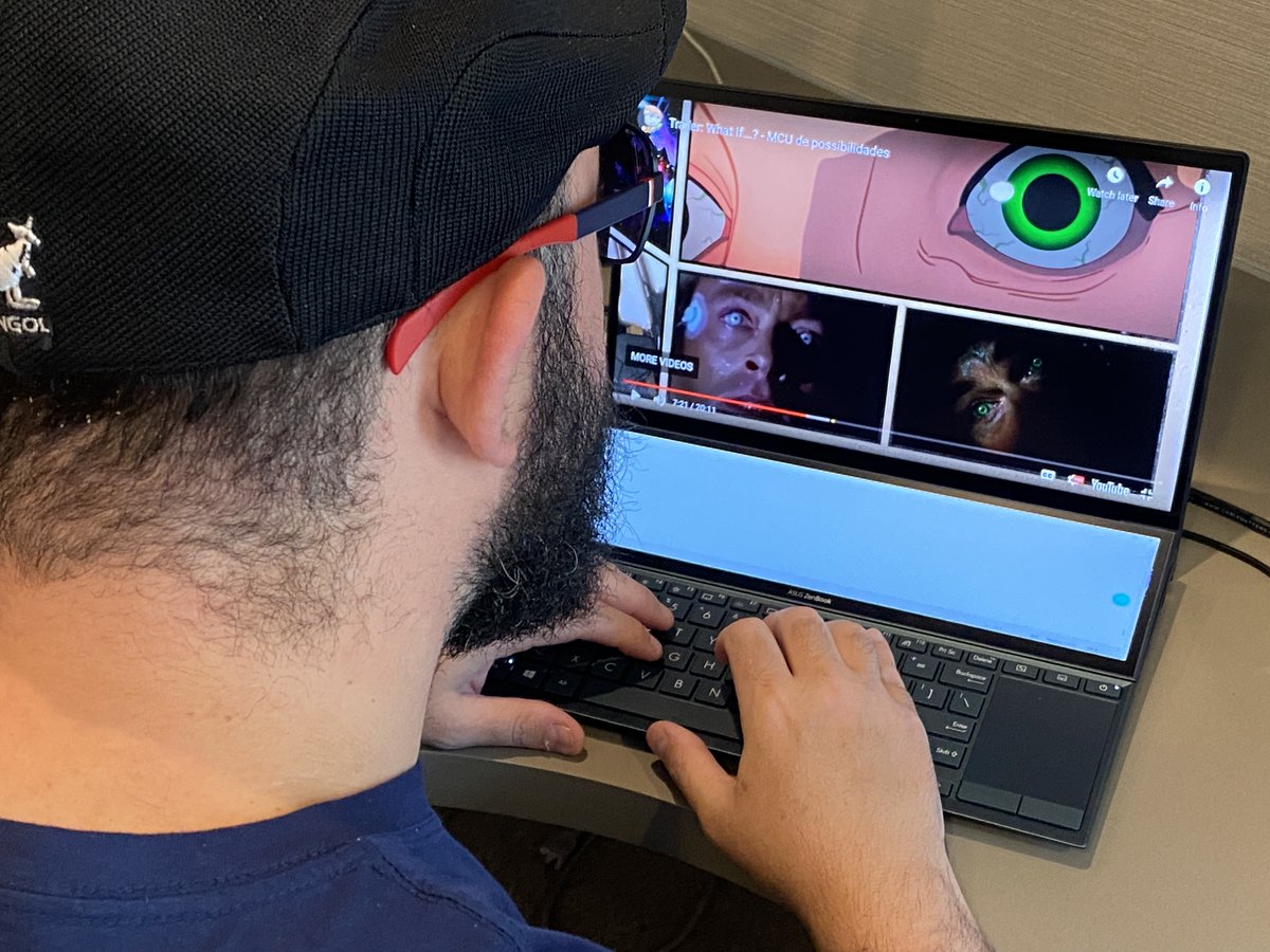 azaghal's tweet photo. Galera, a @asusbr acabou de lançar o ZenBook Duo 14! Um novo design incrível com DUAS TELAS, bateria durável e ainda resistência contra choques! Corre logo pra garantir o seu: https://t.co/E16DBucxeQ #zenbook #asuszenbook #screenpad #publicidade https://t.co/y1ZxpGqLez