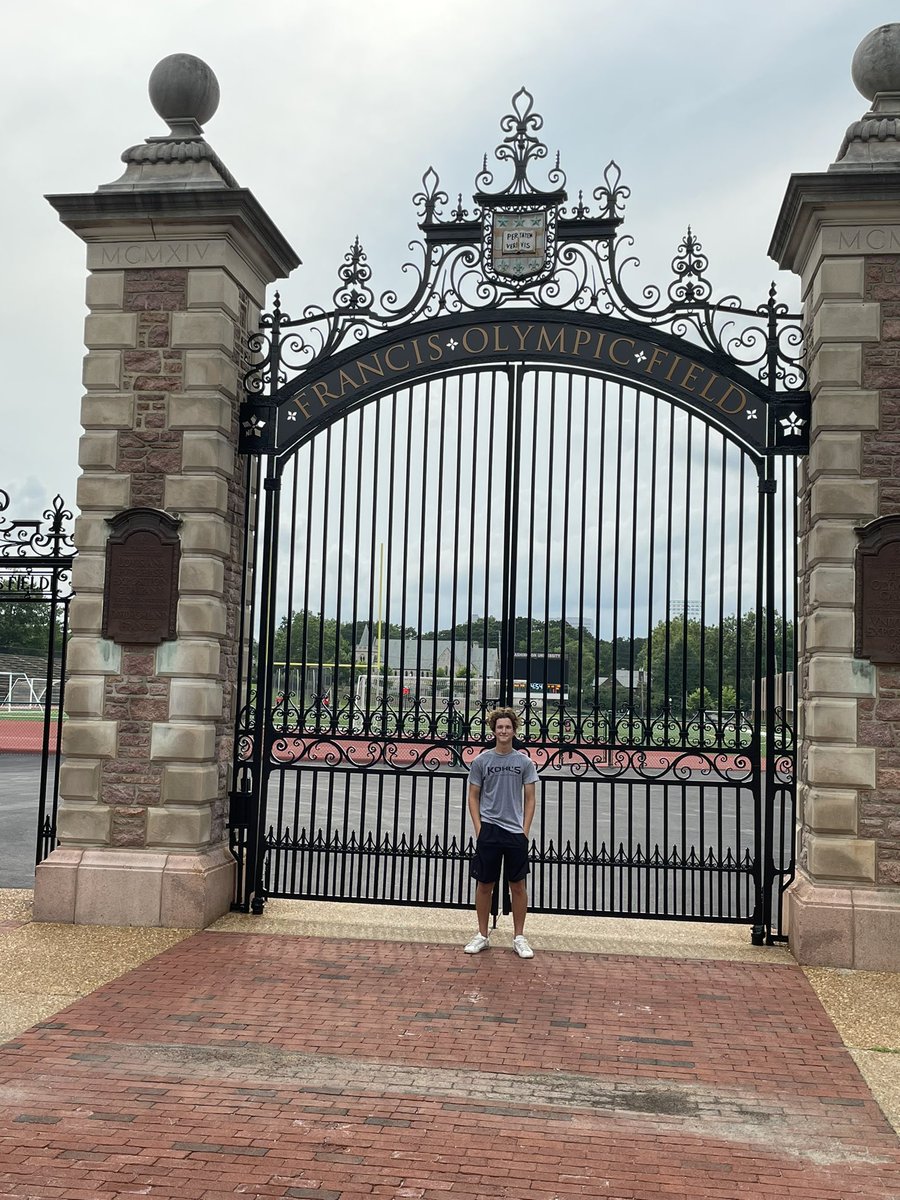 Thanks <a href="/washufootball/">WashU Football</a> for a great camp and visit. I loved the campus and was proud to have been the only kicker to have made the pressure field goal from 47 yards. <a href="/coachfish42/">Jeff Fisher</a> <a href="/kindboml/">Larry Kindbom</a> <a href="/CoachAaronKeen/">Aaron Keen</a> <a href="/MuellerFBCoach/">Scott Mueller</a>