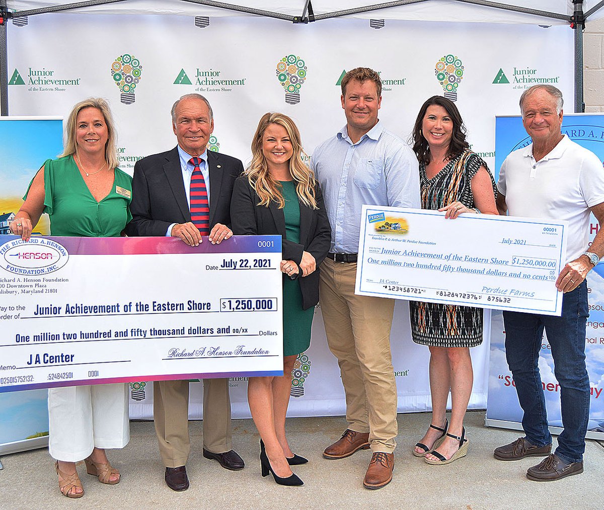 hookmulti's tweet image. The Perdue Foundation joined The Henson Foundation 7/22 at a Junior Achievement of the Eastern Shore press conference announcing matching $1.25 million grants to help create the Perdue Henson Junior Achievement Center. Thank you for allowing us to photograph this historic event.