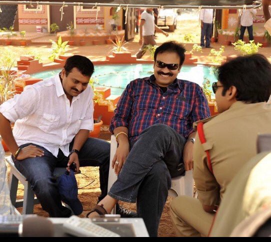 Pspk509035105's tweet image. Unseen pic 😍🔥💥 @ganeshbandla @NagaBabuOffl @PawanKalyan