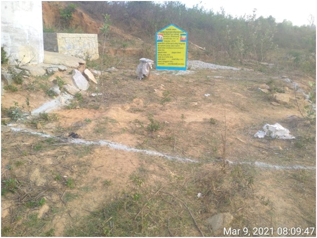 BMgnregs's tweet photo. ಮಹಾತ್ಮಗಾಂಧಿ ನರೇಗಾ ಯೋಜನೆಯಡಿ ಬೆಂಗಳೂರು ಗ್ರಾಮಾಂತರ ಜಿಲ್ಲೆ ದೇವನಹಳ್ಳಿ ತಾಲ್ಲೂಕು ವೆಂಕಟಗಿರಿಕೋಟೆ ಗ್ರಾಮ ಪಂಚಾಯಿತಿ ಮುದುಗುರ್ಕಿ ಗ್ರಾಮದ ಚೌಡೇಶ್ವರಿ ದೇವಸ್ಥಾನದ ಹತ್ತಿರ ಕೆರೆಯ ಬೋರ್ ವೆಲ್ ಗೆ ಇಂಗುಗುಂಡಿ ನಿರ್ಮಾಣ ಕಾಮಗಾರಿ. https://t.co/9yvKTkQsyF