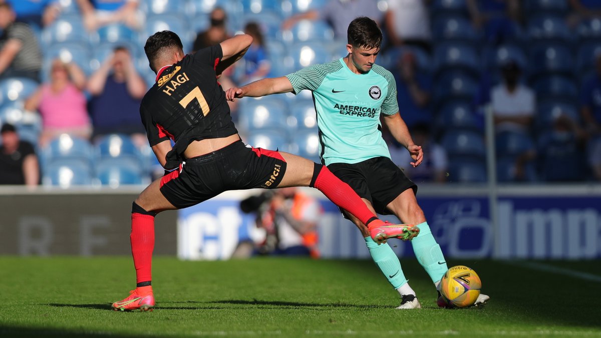 🔵 Marc Leonard
⚪️ Ayo Tanimowo
🔵 Antef Tsoungui
⚪️ James Furlong 

Congratulations on your Albion debuts, lads! 👏
