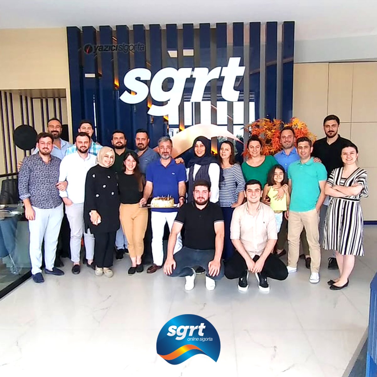 sgrtsigorta's tweet photo. SGRT ve Yazıcı Sigorta Ailesi olarak, herkese mutlu, huzurlu ve sağlıklı bir hafta dileriz. 💙

#SGRT #SGRTOnlineSigorta #iyihaftalar #pazartesisendromu #sgrtailesi #yazıcısigorta https://t.co/T1zZVKFe1k
