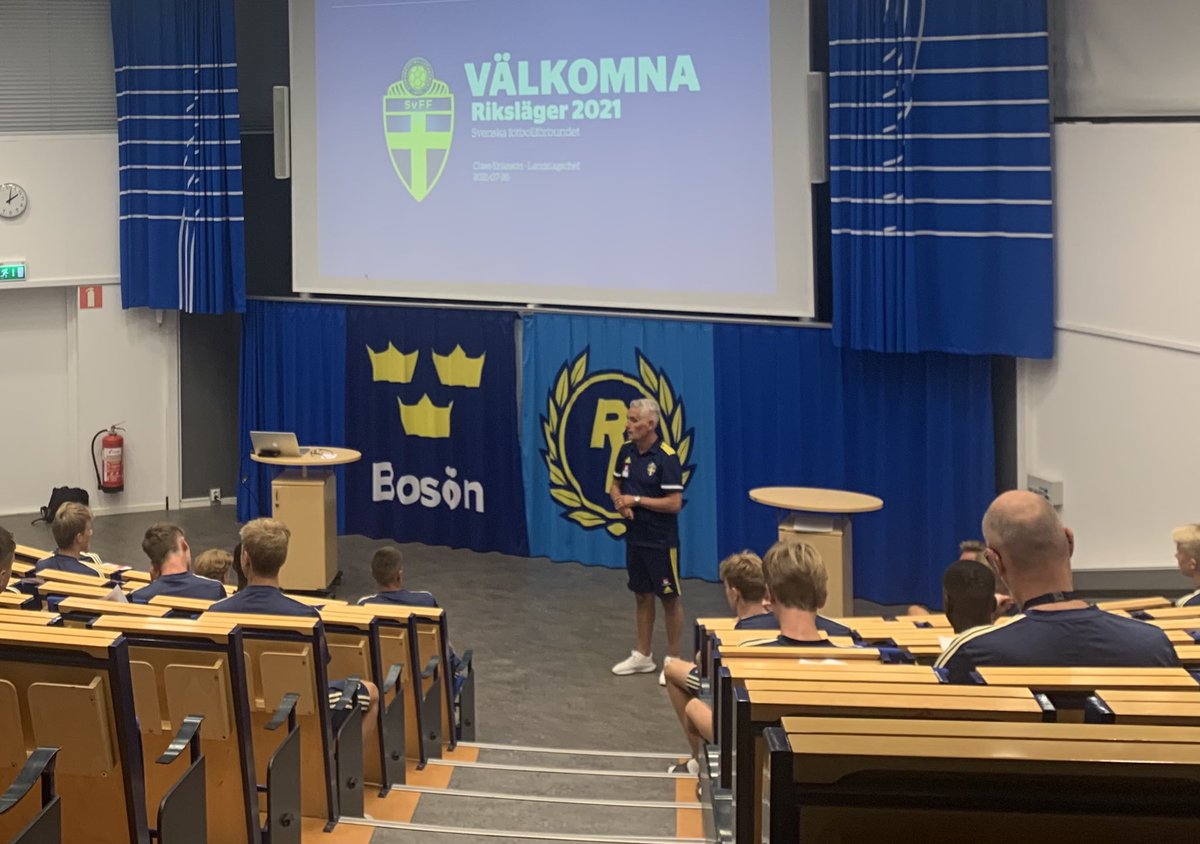 mineli10's tweet image. Slut på semestern och ser fram emot en bra start på jobbet. #Riksläger #P06 #DFKfortbildning #SvFF