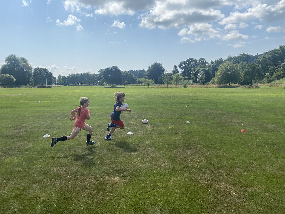 OnsidePerform's tweet photo. Catch me if you can π¨
Evasion skills are on π₯ @Crieff_Rugby this morning!
#GetOnside #onsiderugbyperformance #onsiderugby #rugbyunion #rugbyskills #rugbyskillscoach #rugbyskillsdevelopment #crieffrugby #crieffrugbyclub #crieff #scotland #scottishrugby https://t.co/NW56wvFHcb