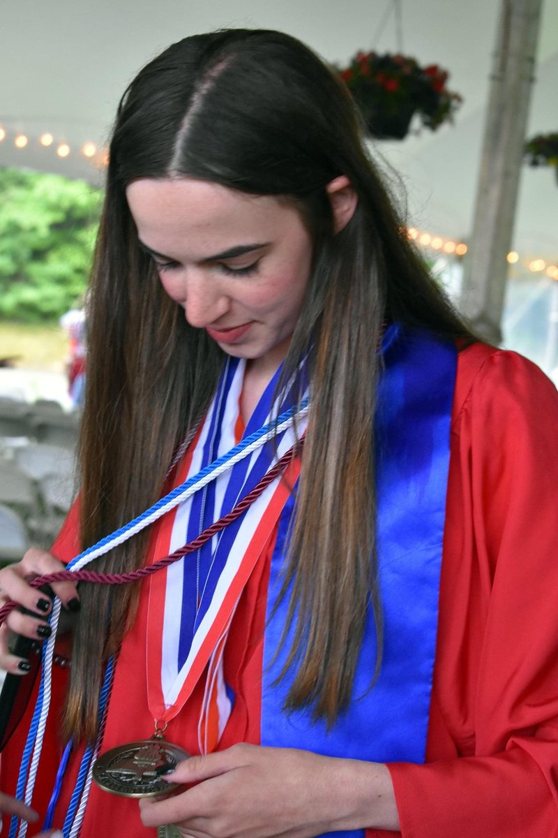 LA_NH's tweet image. HDHS Class of 2021 - up next Quinnipiac Class of 2025