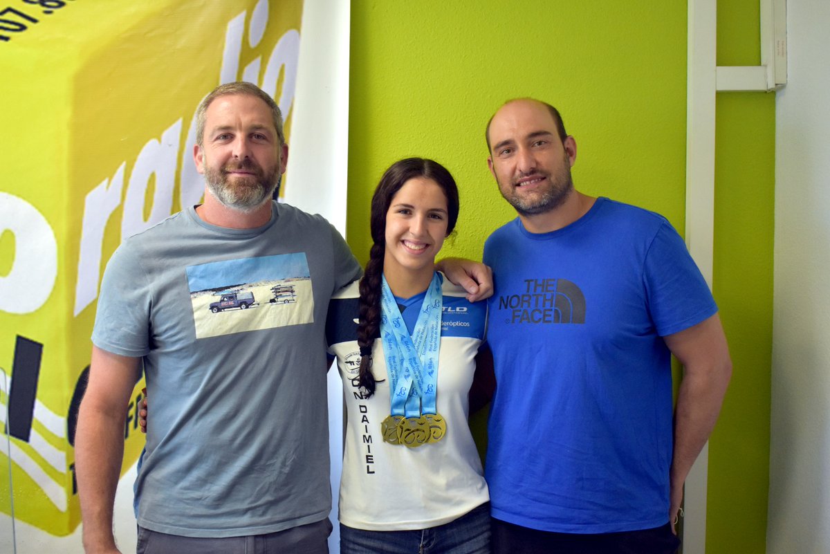 DaimielNoticias's tweet photo. Laura Cabanes del CN #Daimiel, tricampeona de España en su año más difícil
🥇 https://t.co/VouqueWPv7 https://t.co/eHmfUUSfsP