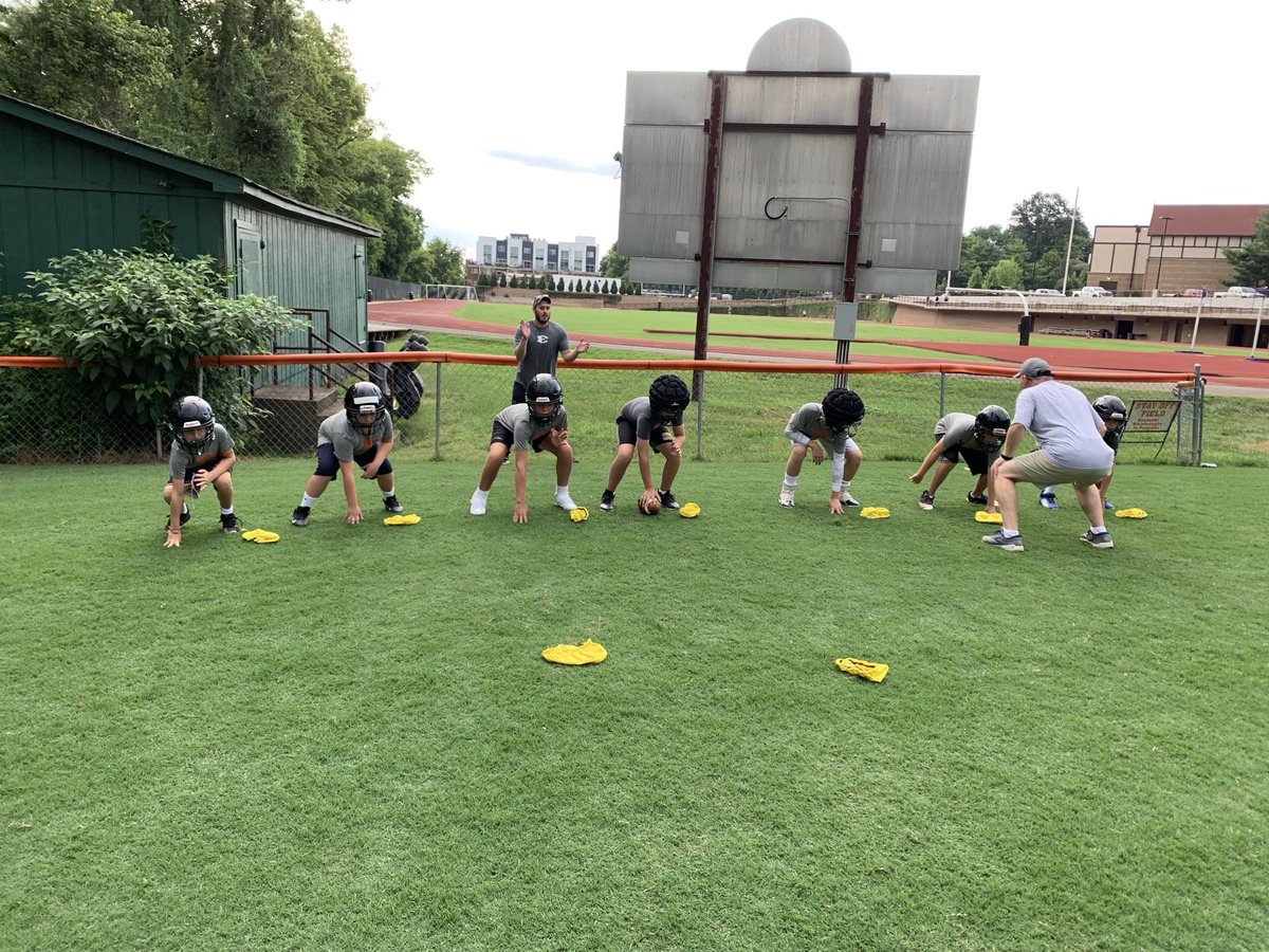Ensworth Middle School Football (@ens_middlefball) on Twitter photo Great first week of practice for the 5th - 8th grade Tigers. So excited to have Tiger alumni <a href="/dsheff_21/">Donovan Sheffield, M.Ed.</a> and <a href="/DLamont_3/">Darius Lamont</a> on the staff! Full pads this week, let’s go! Great first week of practice for the 5th - 8th grade Tigers. So excited to have Tiger alumni <a href="/dsheff_21/">Donovan Sheffield, M.Ed.</a> and <a href="/DLamont_3/">Darius Lamont</a> on the staff! Full pads this week, let’s go!