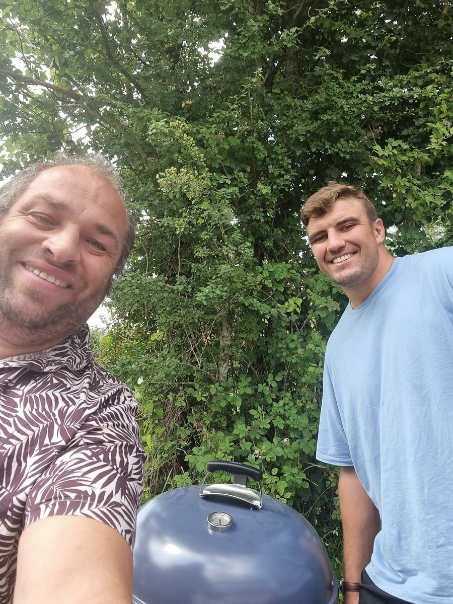 devonwoodsmoke's tweet photo. Looking forward to seeing what Sam Skinner from @ExeterChiefs cooks up on his new @WeberGrills mastertouch
#webermastertouch #weberfaves #webergrills #webergrill #weberkettle #weber https://t.co/5S9xmU54HW