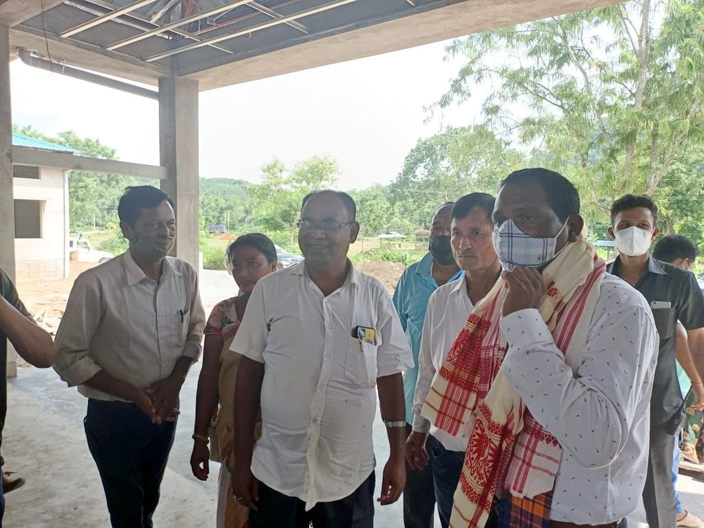 sanjoykishan1's tweet photo. Today visited the construction site of #ModelHighSchool at Amchong Tea Estate in Kamrup Metro.
The construction of the said school is almost complete, hopeful that we'll be able to open it for the services of the students by next month.
HCM @himantabiswa
@CMOfficeAssam https://t.co/VecRhKw6b1