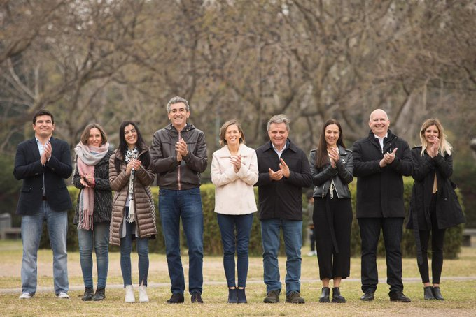 HumbertoTumini's tweet photo. La candidatura de @RandazzoF no expresa solo las críticas a lo que sucede hace 10 años en el país y a los que han gobernado desde entonces. Sino también dice que hay futuro. Que en el 2023 le podemos dar otro rumbo a nuestra nación. Por eso Libres del Sur está allí.
#VamosConVos https://t.co/jSKrhGYQPk