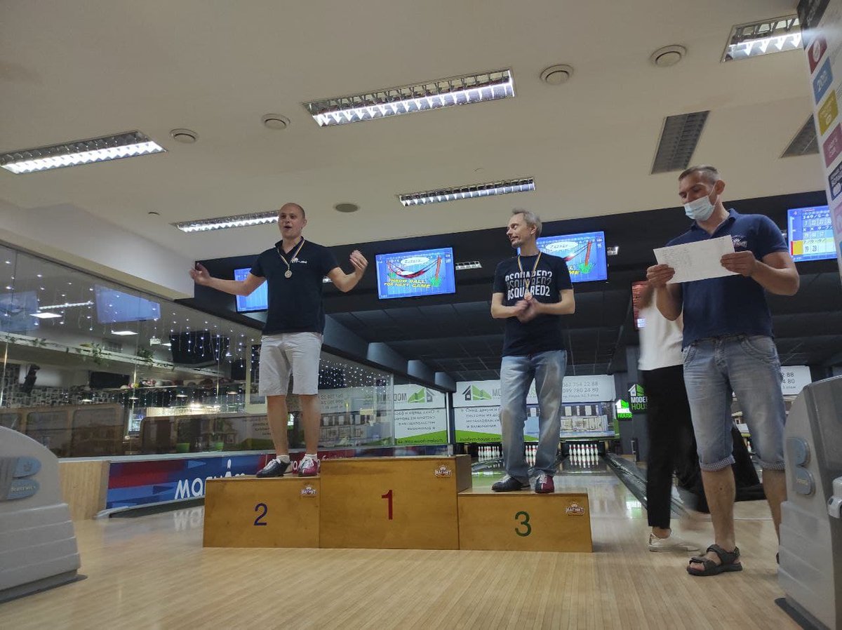 jimitjim's tweet photo. Do computer vision engineers ever have time to spare? They do if it is It-Jim's bowling championship 🎳 Lightning strikes - that's how we roll! Congratulations to our champions! 🏆

#itjim #teambuilding #bowling https://t.co/u7zGK2foA9