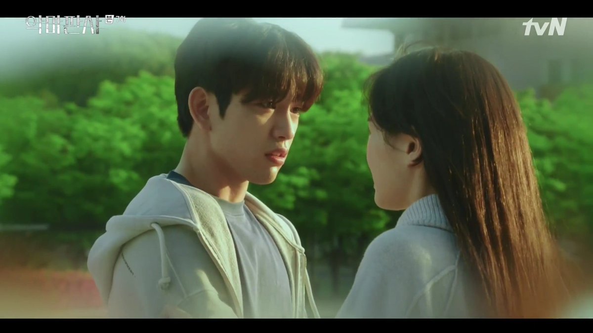 onejmoroll's tweet photo. she's been there for him since day 1. i'd love to know more about soohyun aaaaa 

#DevilJudgeEp7 https://t.co/8xGFWIA21p