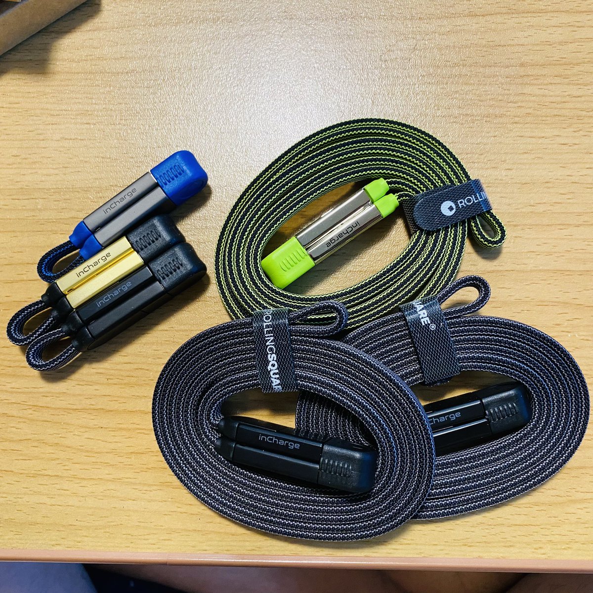 GoroVader's tweet photo. 便利すぎて追加で買っちまった
これ一つでUSBC,microB,Lightningいけるのは強すぎる
#inchargeX https://t.co/L5LDFJSYEW