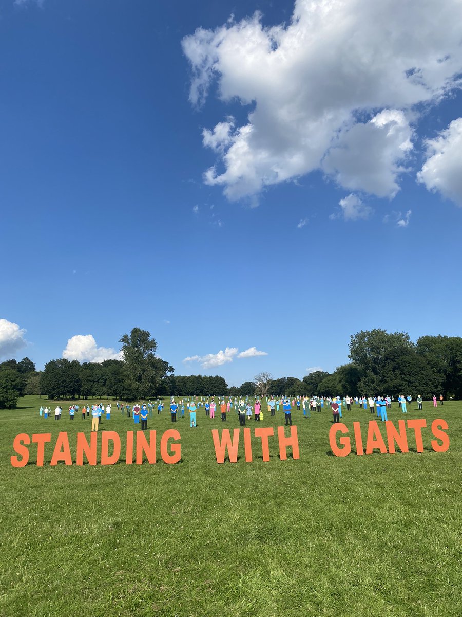 Absolutely loved helping out last weekend with this 🥰 what an amazing tribute it is! #standingwithgiants #NHS #Oxford #NeverForgotten