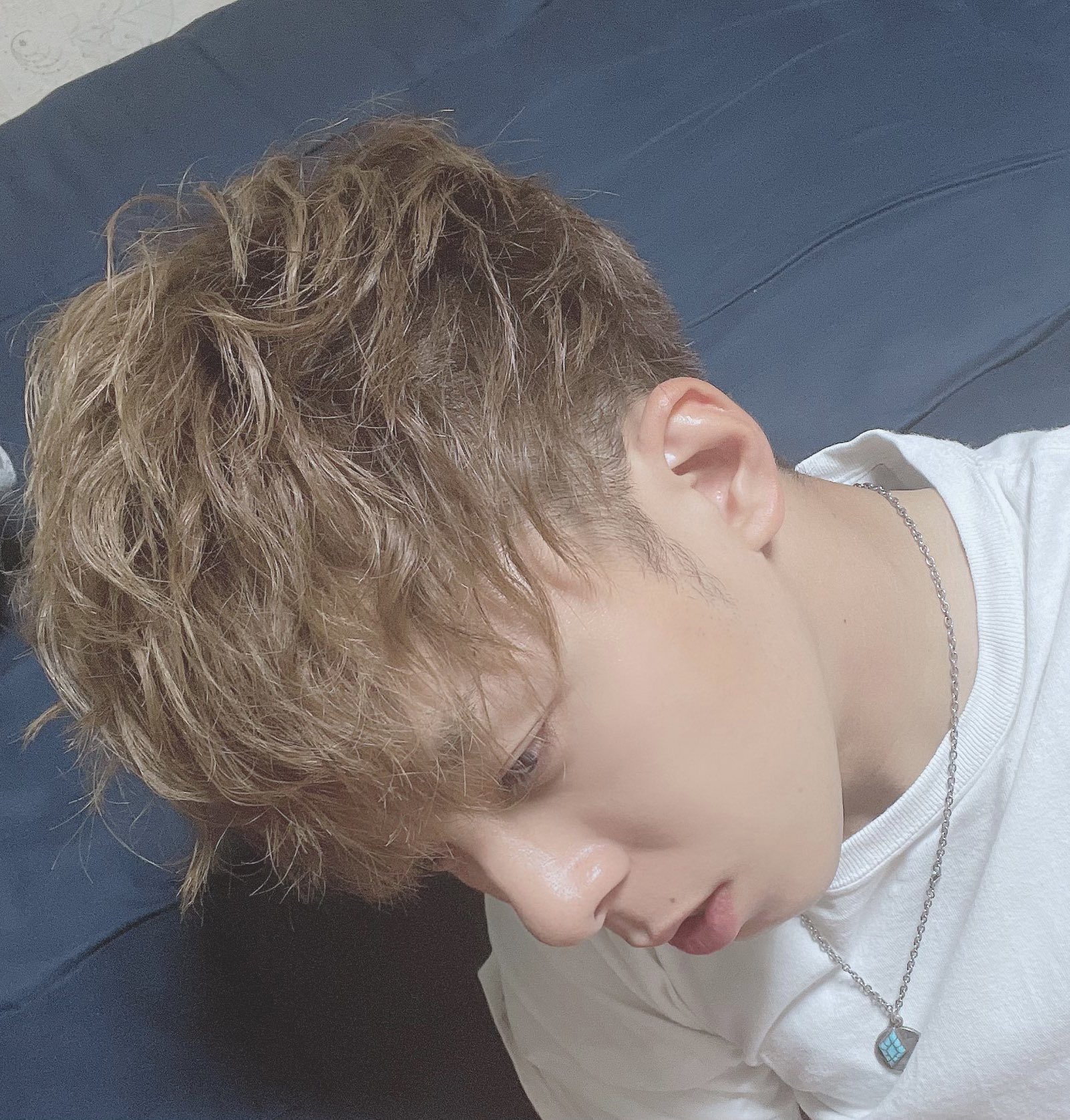 Twitter 上的 りょう この髪型気に入りすぎて ここ最近絶賛リピート中 評判は悪いけど 俺がいいって思ってるから それでいい 笑 ヘアースタイル メンズヘア スパイラルパーマ スパイラルパーマメンズ パーマ パーマ男子 短髪 短髪男子 短髪パーマ