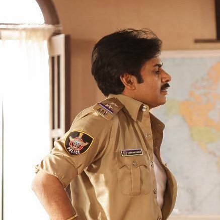 Pspk509035105's tweet image. Evala Chala Nidra Vasthundi Inka Padukunta Good night Friends 😍😍 @PawanKalyan