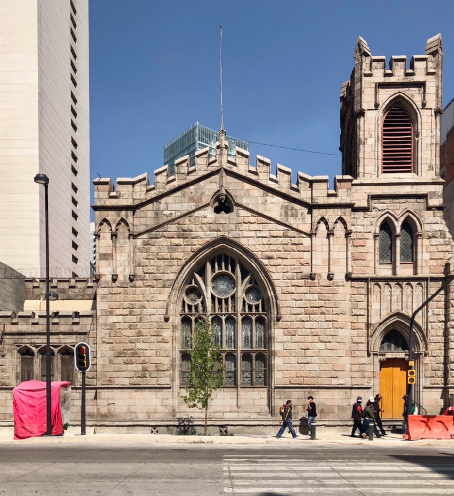 Iglesia Metodista “El Mesías"
⛪️ Centro #CDMX.  

Diseño del Ing. Russel P. Cook (1885-1901), de estilo Neogótico.
