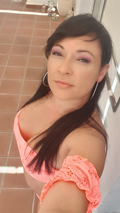 Buenos dias #Marbella #rodaje https://t.co/yg6DRR0Qo5<a href="/tag/marbella"class="tags">#Marbella</a><a href="/tag/rodaje"class="tags">#rodaje</a>