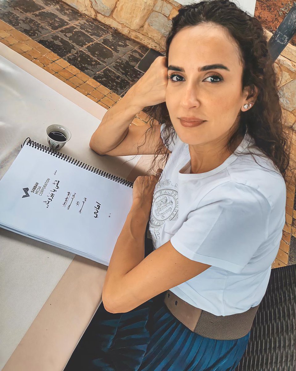 كيف بتتخايلو أماني رح تكون؟
مشروع جديد رح نبدى تصويرو بكرا بإذن الله.. ادعولنا🙌🏼 #شتّي_يا_بيروت

#ElsaZgheib
<a href="/CedarsArt/">Cedars Art Production</a>
———
#lebaneseactress #actresslife 
#actresslifestyle #newseries #newchallenge #newrole #newcharacter