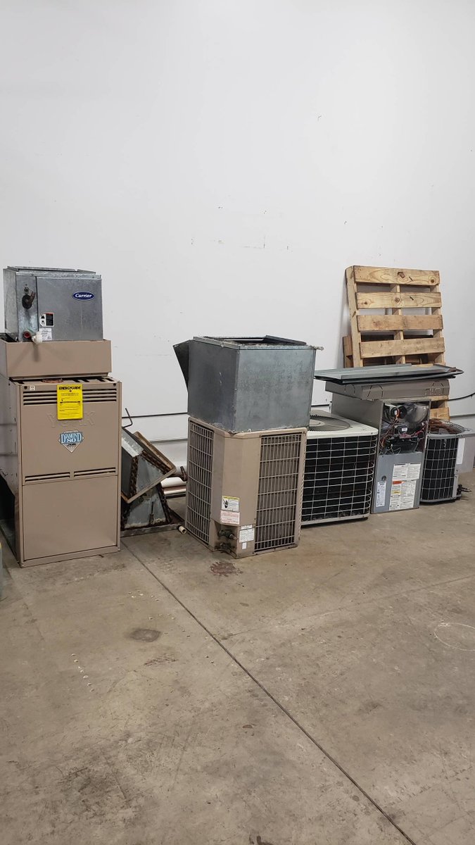leithhvac's tweet photo. Out with the old in with the new! AC change out season! #howsyourac #scrap #old #new #hvac #callonus https://t.co/rs943ew70a